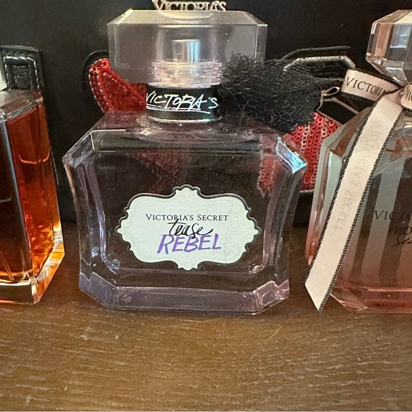 Victoria secret❣️ retired❣️ tease, rapture, or bombshell seduction - Picture 3 of 13